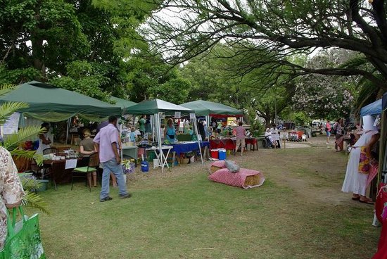 montagu-village-market